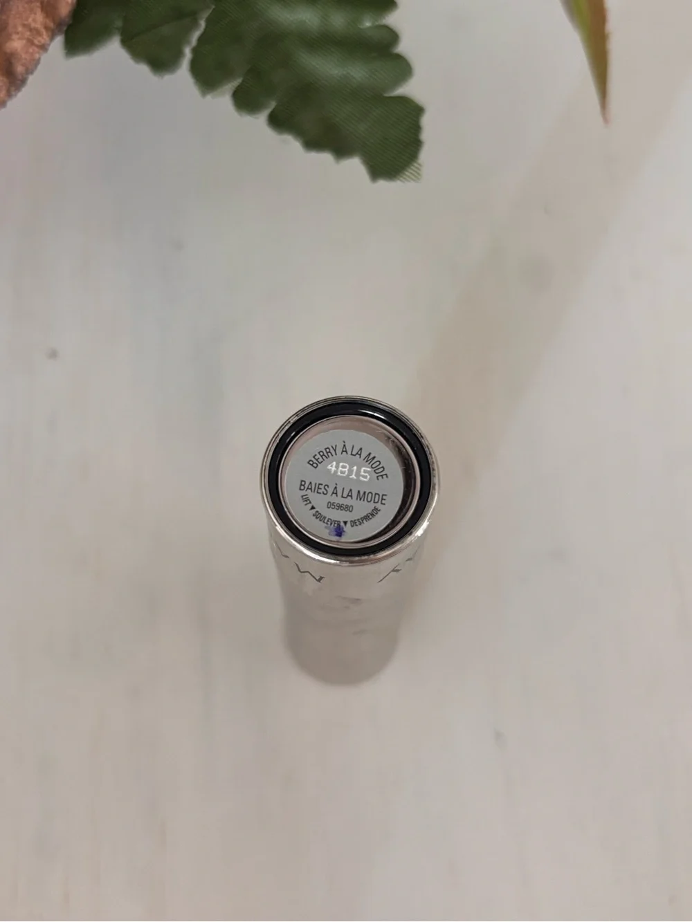 Mary Kay True Dimensions Lipstick - Berry À La Mode shade